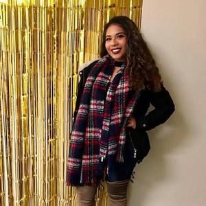 Meet your Posher, Jennifer